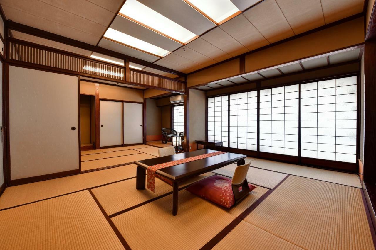 Nishiya Hotel Yonezawa Exterior photo