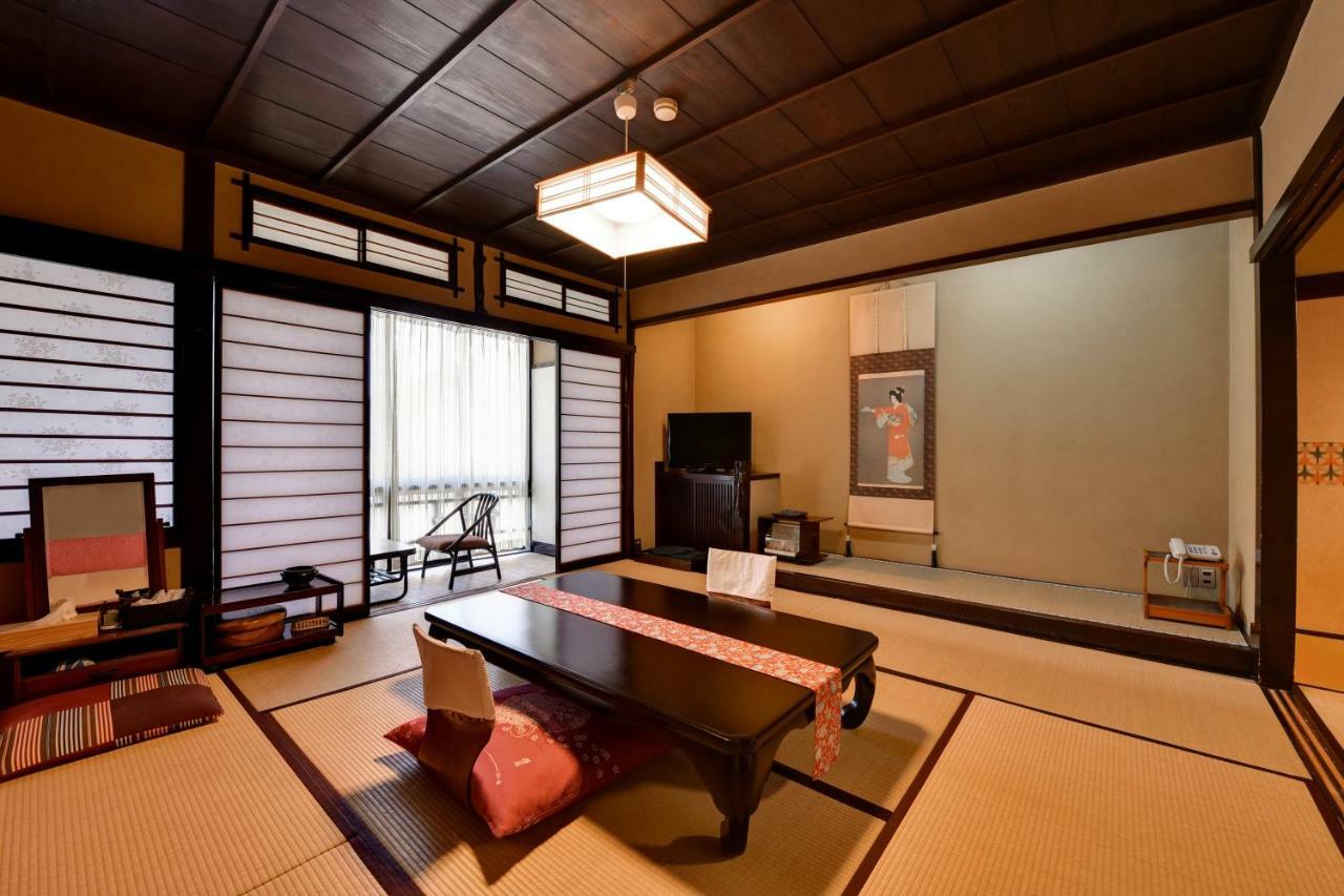 Nishiya Hotel Yonezawa Exterior photo
