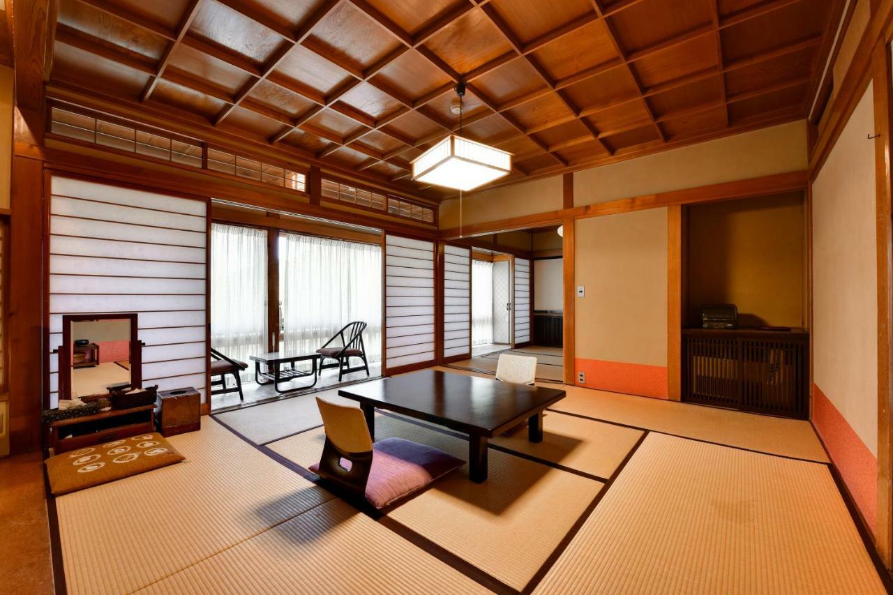 Nishiya Hotel Yonezawa Exterior photo